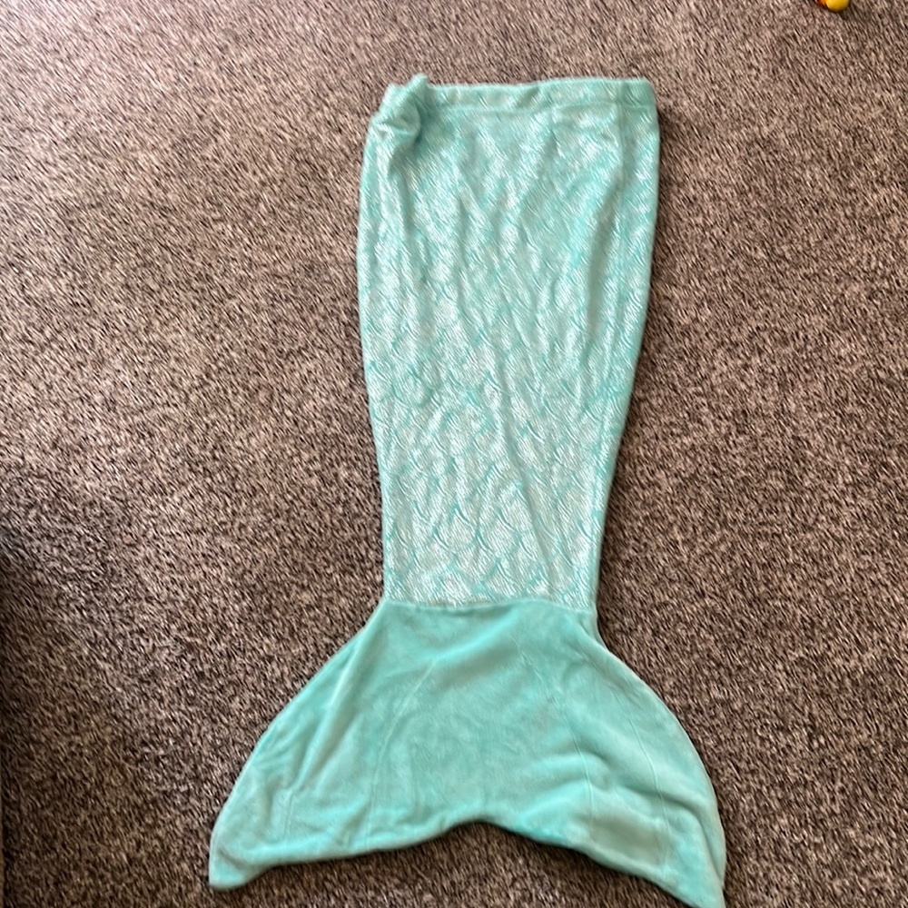 Mermaid tail blanket & Matching Bag